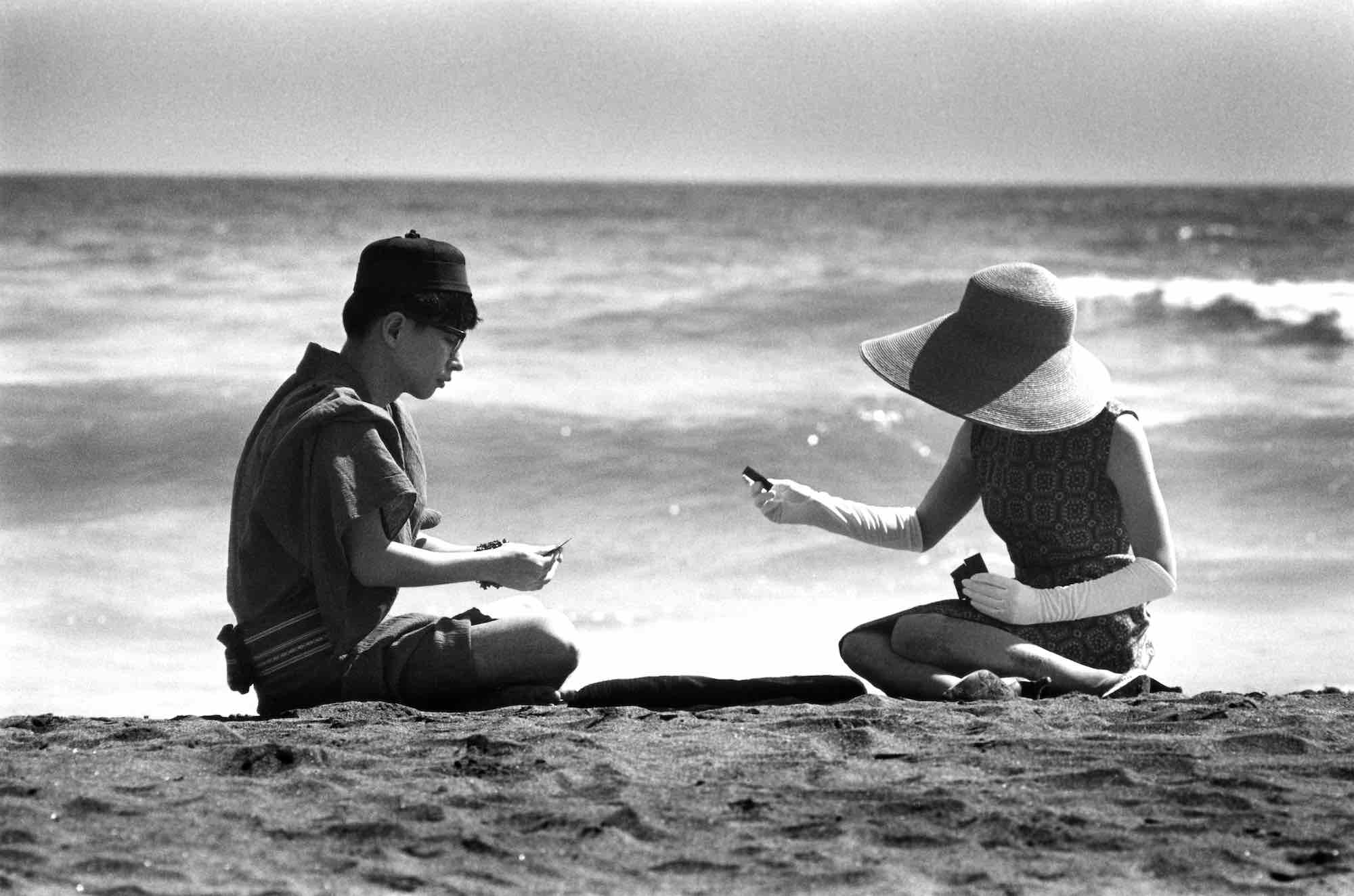 写真：細江英公、『創世記：若き日の芸術家たち』、国書刊行会、2012年